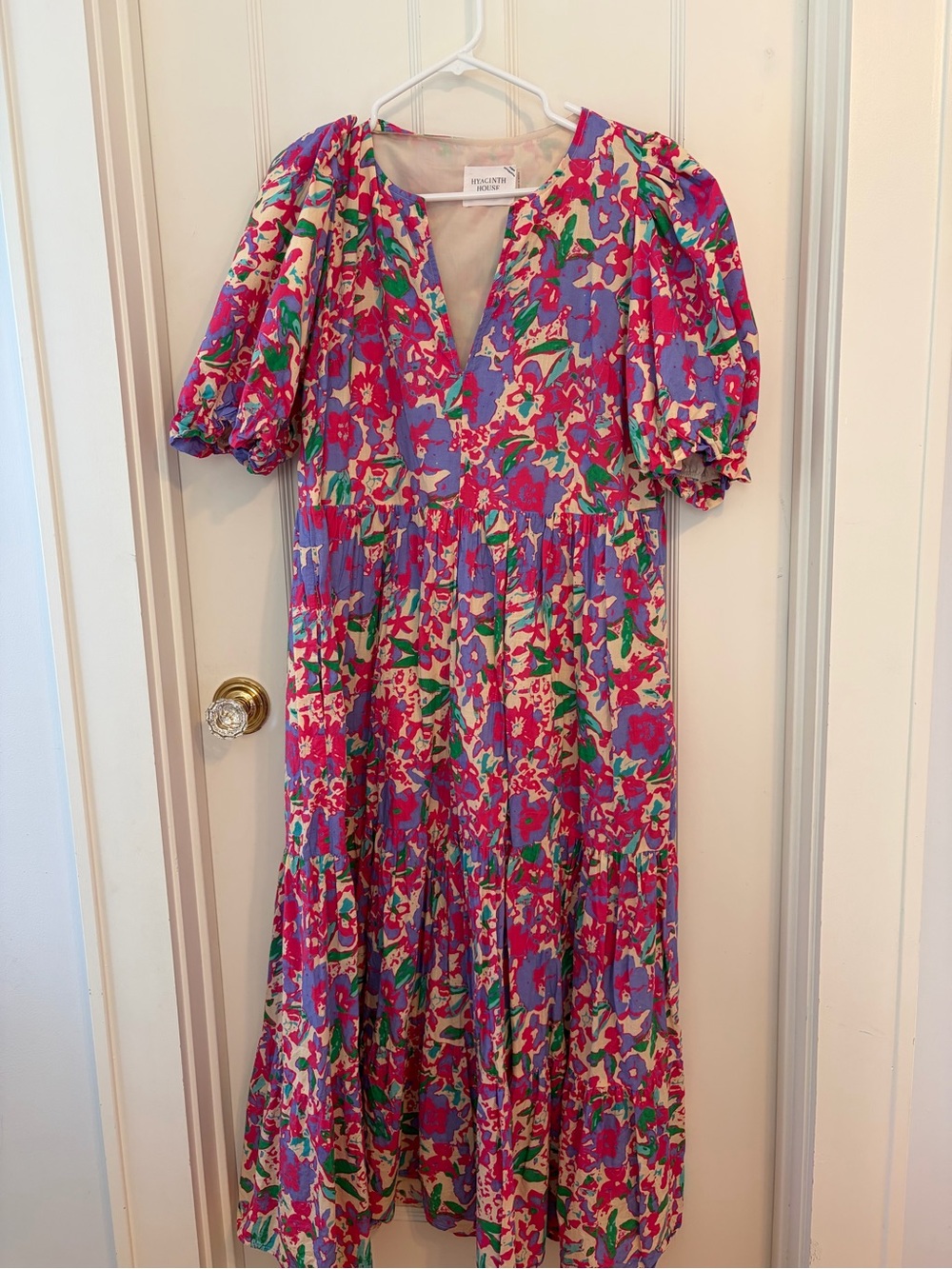 Hyacinth House Floral Puff-Sleeve Midi Dress in Pink & Purple